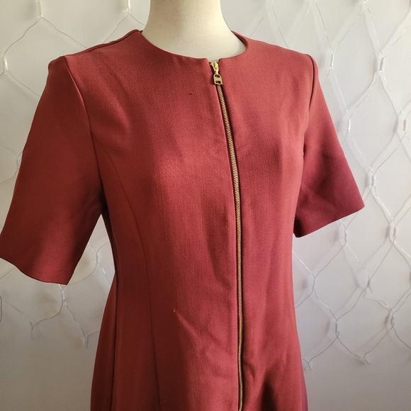 NWT Anne Klein Collection Zip Front Dress • Ruby Wine • Gold Zip • Sz 8 - Picture 2 of 7